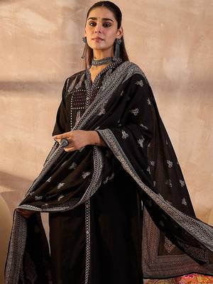 Women Ethnic Motifs Printed Regular Thread Work Pure Cotton Kurta with Trousers & With Dupatta 6