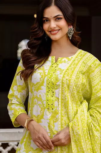 Women Ethnic Motifs Printed Regular Pure Cotton Kurta with Trousers & With Dupatta