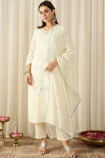 Floral Embroidered Thread Work  Cotton Kurta with Trousers & Dupatta