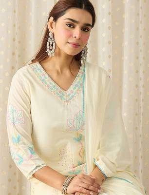 Floral Embroidered Thread Work Pure Cotton Kurta with Trousers & Dupatta 2