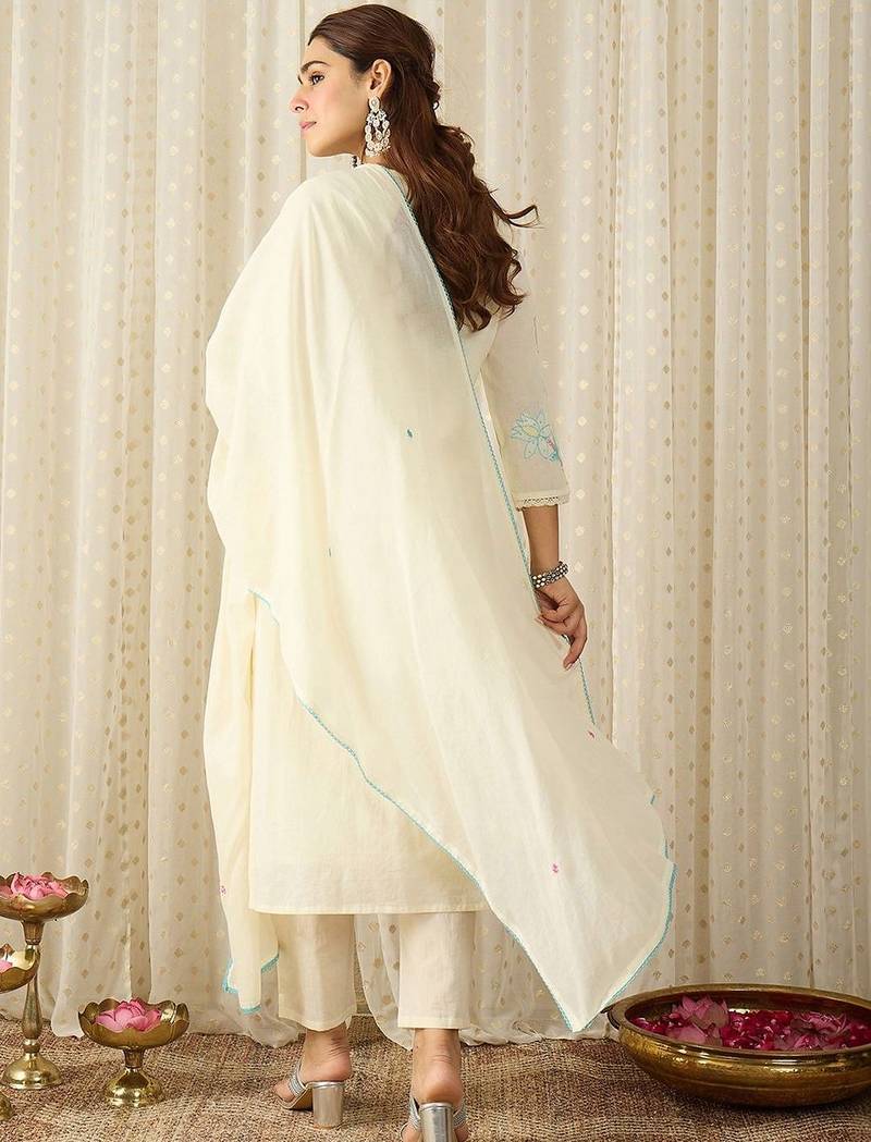 Floral Embroidered Thread Work Pure Cotton Kurta with Trousers & Dupatta
