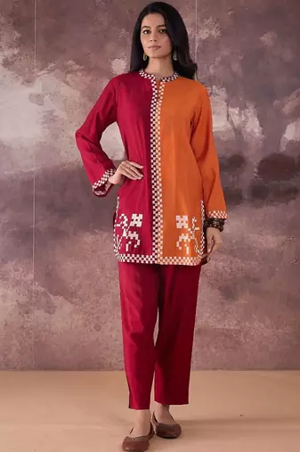 Geometric Thread Work Round Neck Straight Kurta With Trouser