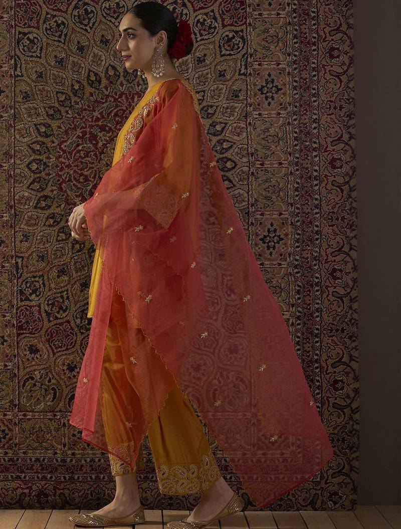 Ethnic Motifs Embroidered Thread Work Kurta With Patiala & Dupatta