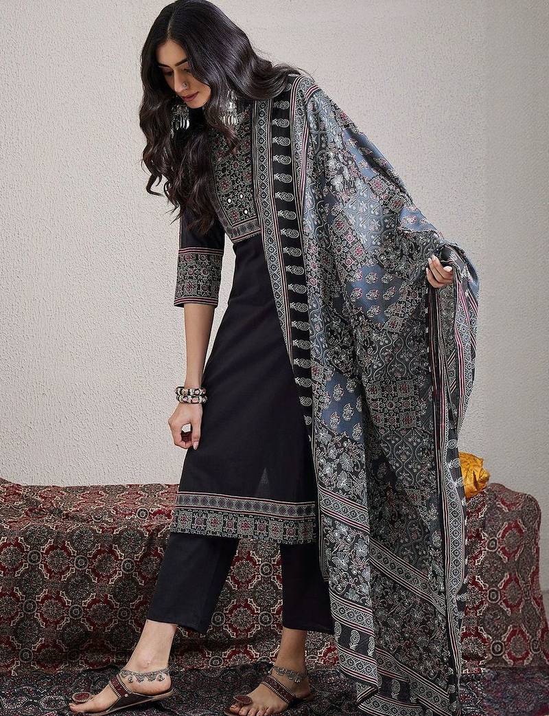 Ethnic Motifs Printed Mirror Work Pure Cotton Kurta With Trousers & Dupatta
