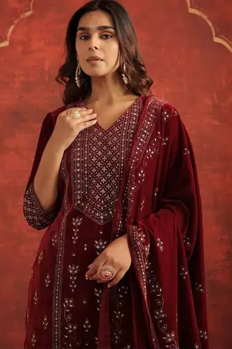 Women Ethnic Motifs Embroidered Kurta with Trousers & Dupatta