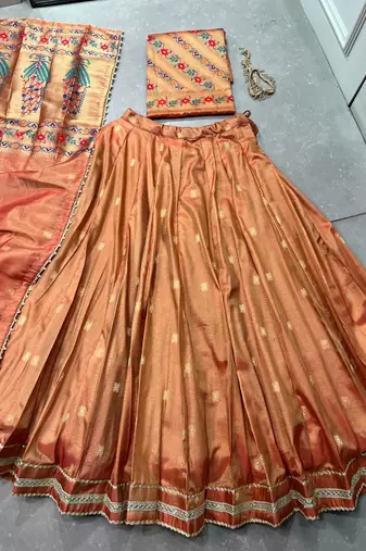 Women's Designer Paithani Silk Zari Woven Lehenga Choli with Paithani Border Dupatta
