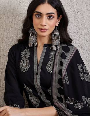 Women Ethnic Motifs Embroidered Cotton Kurta with Trousers & Dupatta 1