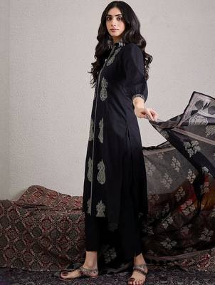 Women Ethnic Motifs Embroidered Cotton Kurta with Trousers & Dupatta 5