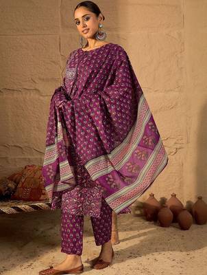 Floral Printed Kurta With Trouser & With Dupatta 3