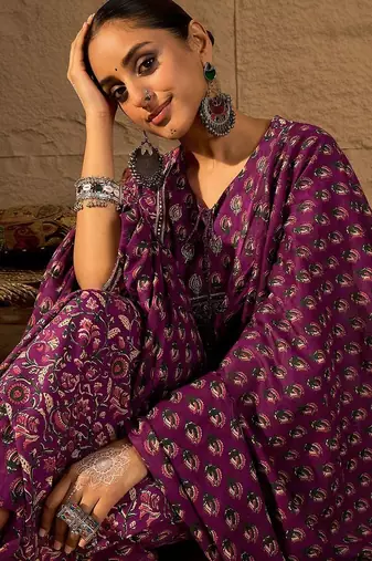 Floral Printed Kurta With Trouser & With Dupatta