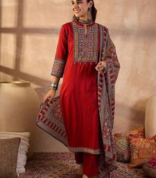 Women Ethnic Motifs Embroidered Cotton Kurta with Trousers & With Dupatta