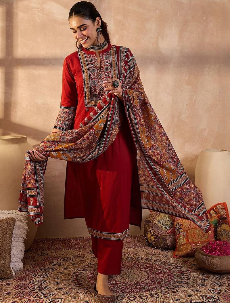 Women Ethnic Motifs Embroidered Cotton Kurta with Trousers & With Dupatta