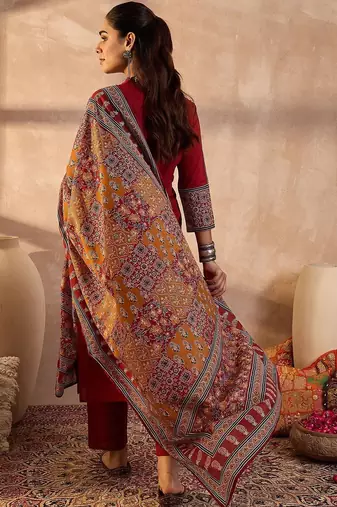 Women Ethnic Motifs Embroidered Cotton Kurta with Trousers & With Dupatta