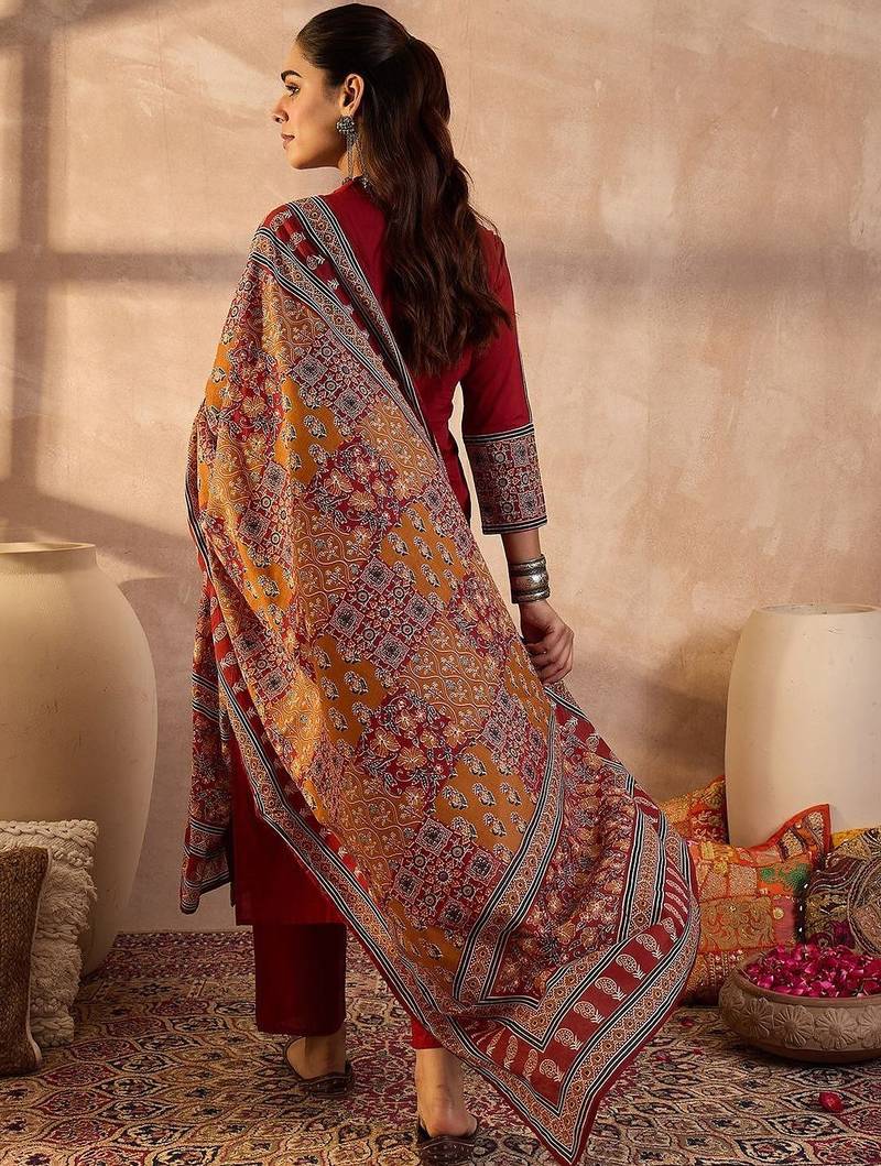 Women Ethnic Motifs Embroidered Cotton Kurta with Trousers & With Dupatta