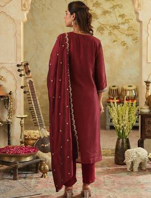 Floral Embroidered Kurta With Trouser & With Dupatta 4