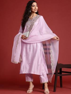Women Ethnic Motifs Embroidered Regular Liva Kurta with Trousers & Dupatta 1