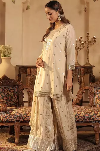 Women Ethnic Motifs Printed Kurta with Palazzo & Dupatta