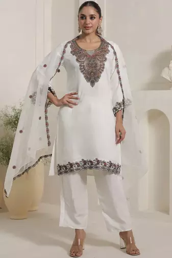 Women Ethnic Motifs Embroidered Kurta with Trousers & Dupatta