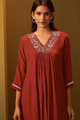 Women Ethnic Motifs Embroidered Thread Work A-Line Kurta with Trouser