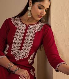 Women Ethnic Motifs Printed Kurta with Trousers