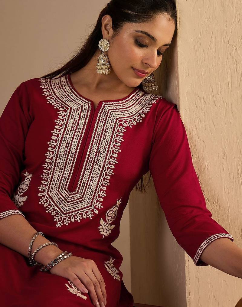 Women Ethnic Motifs Printed Kurta with Trousers