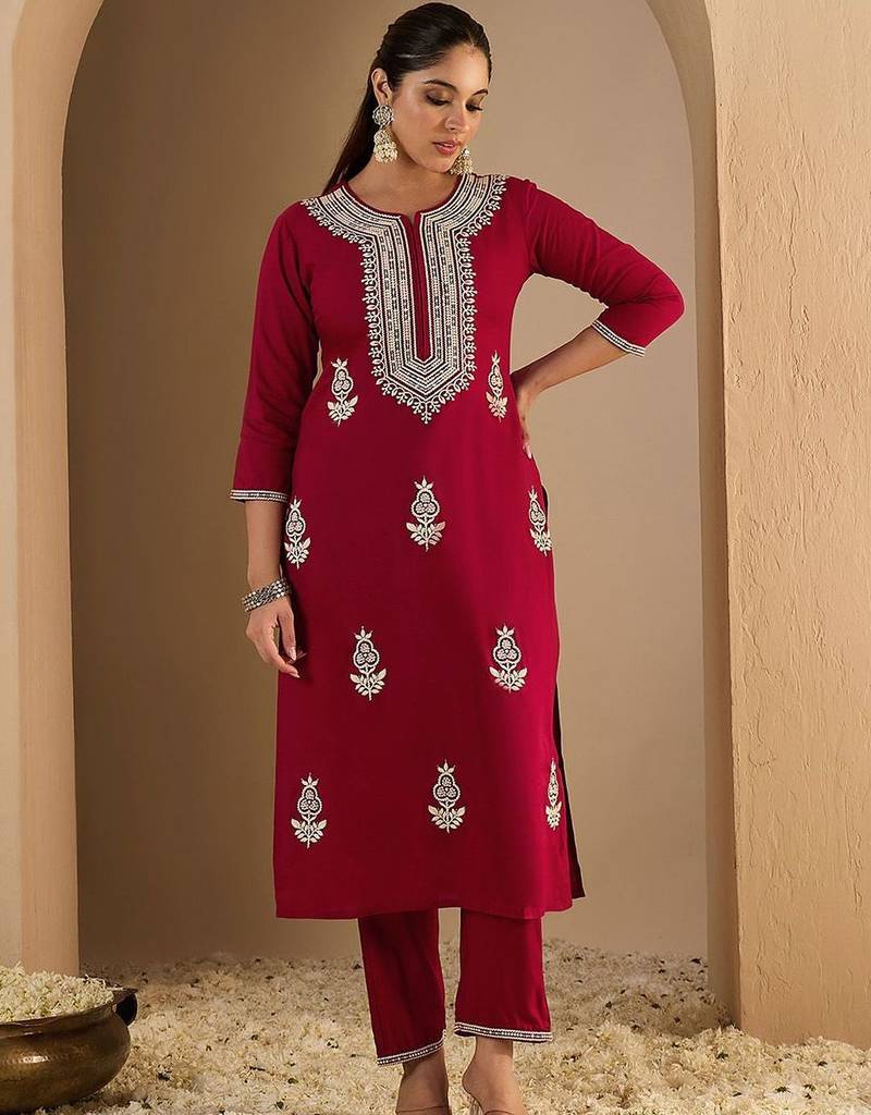 Women Ethnic Motifs Printed Kurta with Trousers