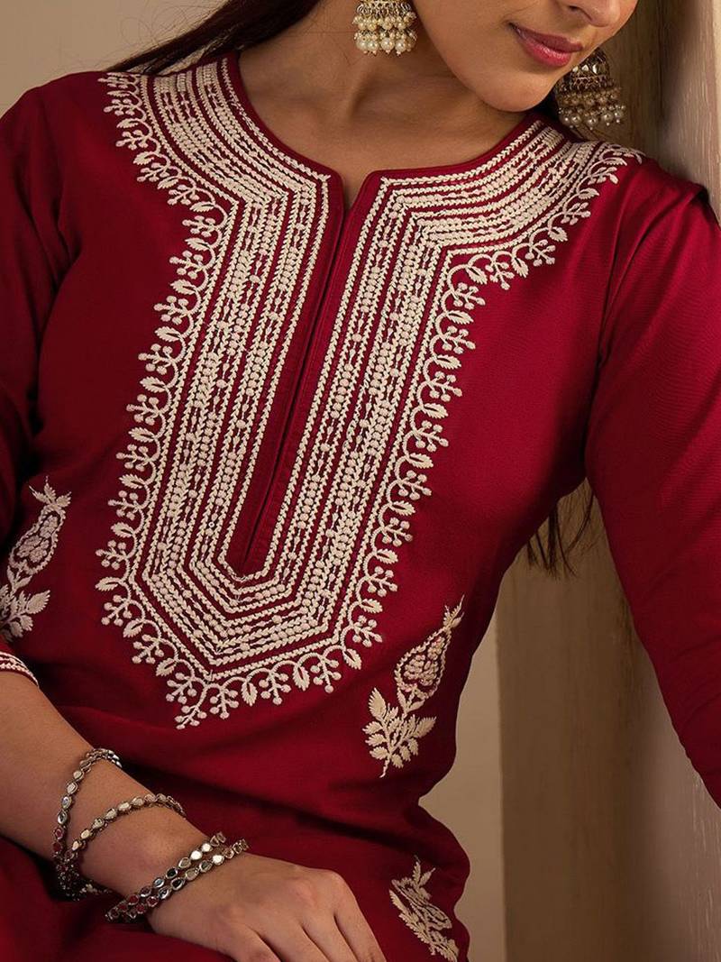 Women Ethnic Motifs Printed Kurta with Trousers