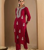 Women Ethnic Motifs Printed Kurta with Trousers