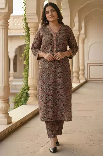 Floral Printed Pure Cotton Straight Kurta With Trousers