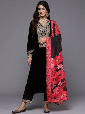 Floral Yoke Design Sequinned Velvet Straight Kurta With Trousers & Dupatta 1