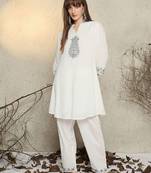 Women Ethnic Motifs Embroidered Pure Cotton Kurta with Trouser