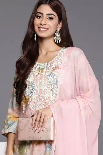 Women Floral Embroidered Kurta with Palazzos & Dupatta