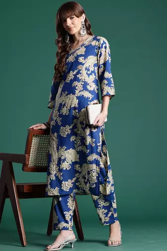 Floral PrintedV-Neck Pure Cotton Straight Kurta With Trousers
