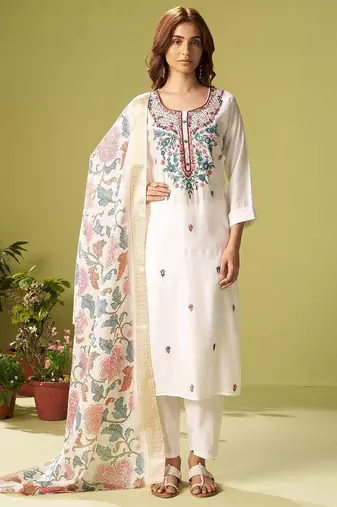 Women Floral Embroidered Kurta with Trousers & Dupatta