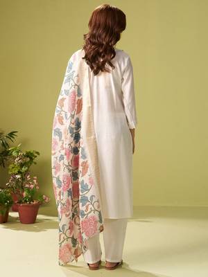 Women Floral Embroidered Kurta with Trousers & Dupatta 4