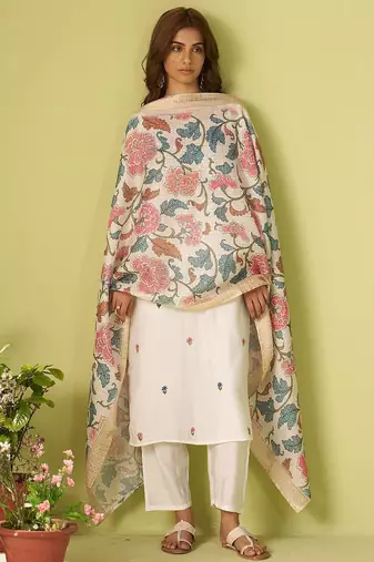 Women Floral Embroidered Kurta with Trousers & Dupatta