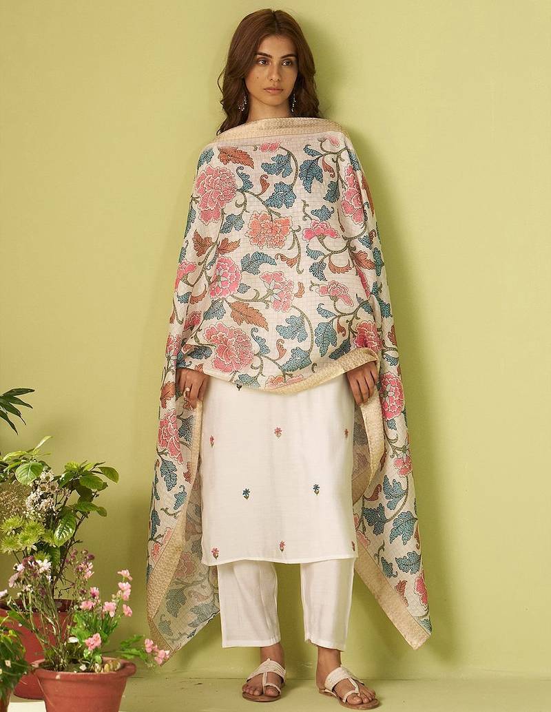 Women Floral Embroidered Kurta with Trousers & Dupatta
