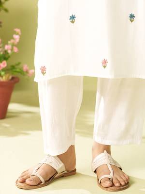 Women Floral Embroidered Kurta with Trousers & Dupatta 6