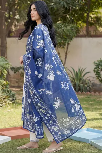 Women Animal Printed Regular Pure Cotton Kurta with Trousers & With Dupatta