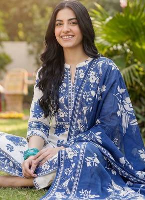 Women Animal Printed Regular Pure Cotton Kurta with Trousers & With Dupatta 4