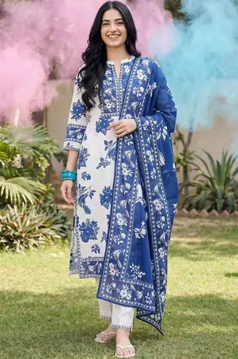 Women Animal Printed Regular Pure Cotton Kurta with Trousers & With Dupatta