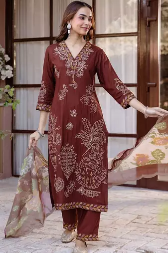 Women Ethnic Motifs Embroidered Regular Thread Work Kurta with Trousers & With Dupatta