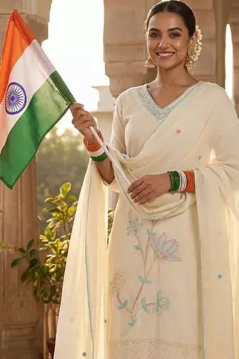 Women Ethnic Motifs Embroidered Regular Thread Work Pure Cotton Kurta with Trousers & With Dupatta