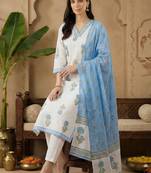 Women Floral Printed Regular Sequinned Pure Cotton Kurta with Trousers & With Dupatta