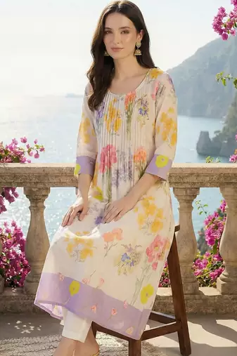 Women Floral Printed Pleated Pure Cotton Kurta with Trousers