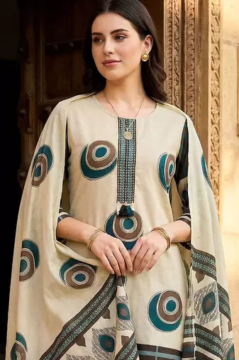 Women Printed Regular Thread Work Pure Cotton Kurta with Trousers & With Dupatta