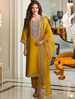 Women Ethnic Motifs Embroidered Regular Kurta with Trousers & Dupatta 4