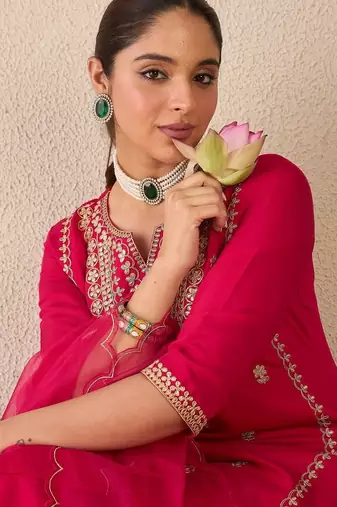 Women Ethnic Motifs Embroidered Regular Gotta Patti Kurta with Trousers & With Dupatta