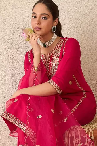 Women Ethnic Motifs Embroidered Regular Gotta Patti Kurta with Trousers & With Dupatta