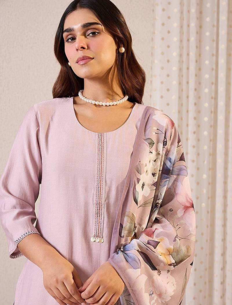 Women Embroidered Regular Thread Work Kurta with Trousers & With Dupatta